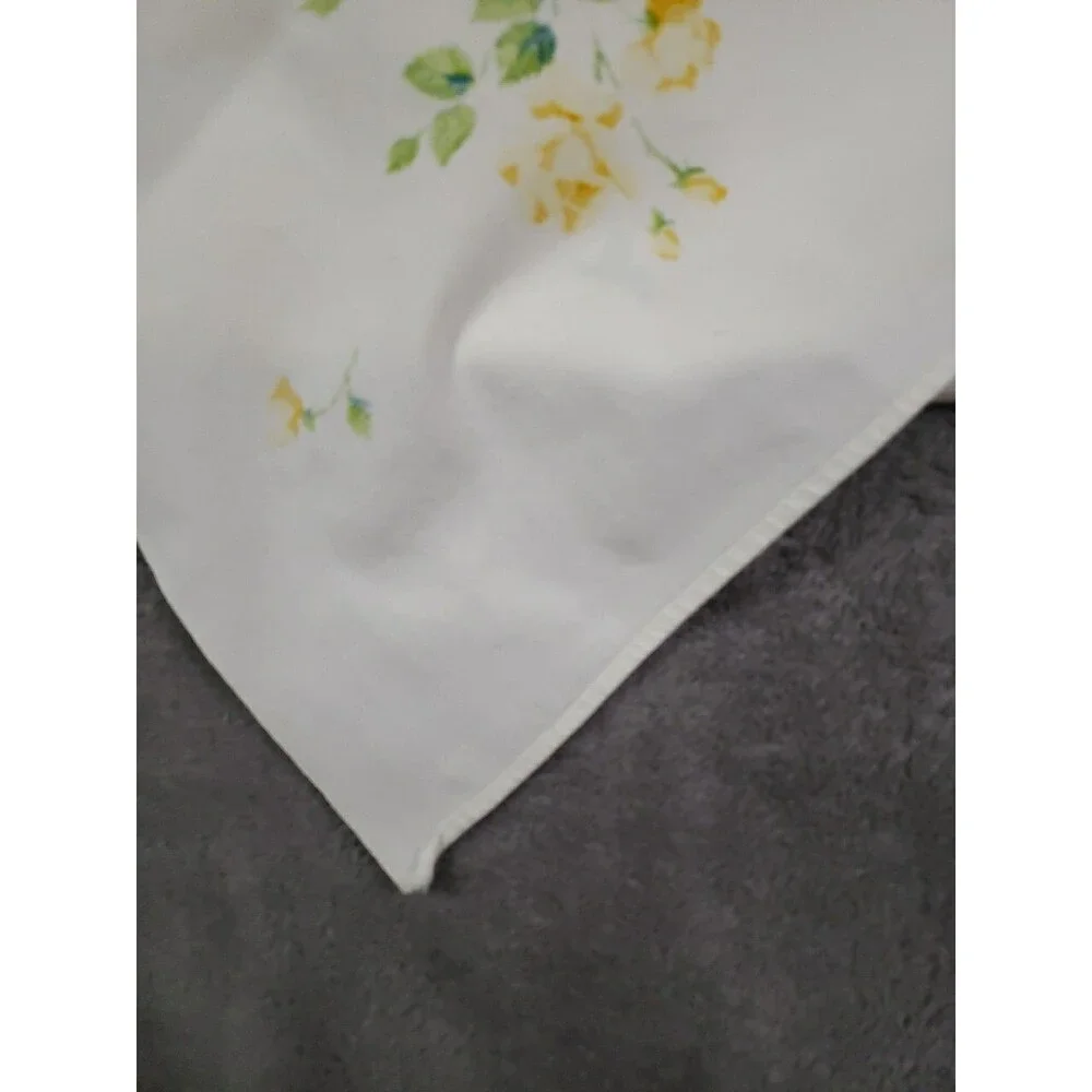 VTG Cloth Tablecloth Yellow Cabbage Rose Rectangle 54
